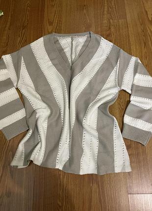 Нова кофтинка.