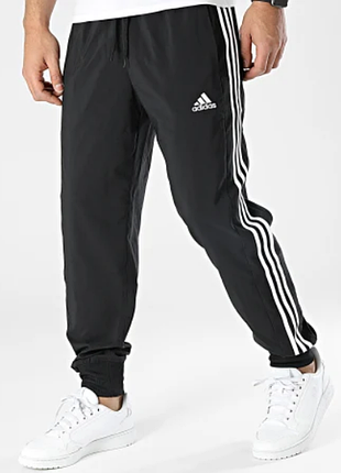 Спортивные штаны adidas 3 stripes jogging pants