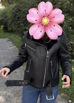 Дублянка жіноча з натуральної шкіри, бренду ferrizo     продам дублянку з натуральної шкіри. стан ідеальни, преміум якість. можливий торг