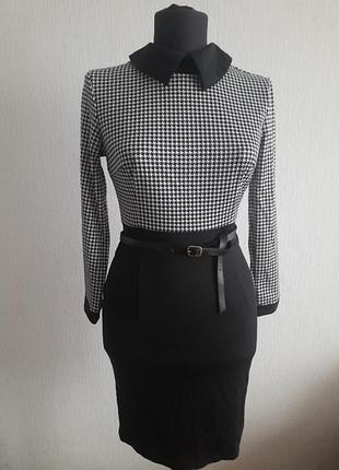 Трикотажное платье