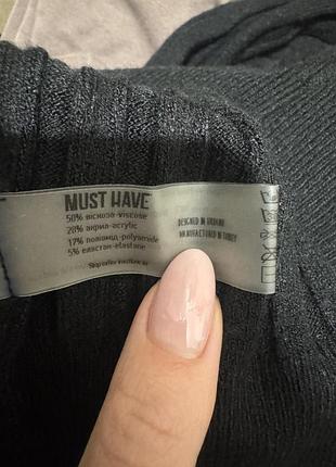 Чорний вкорочений лонгслів 3