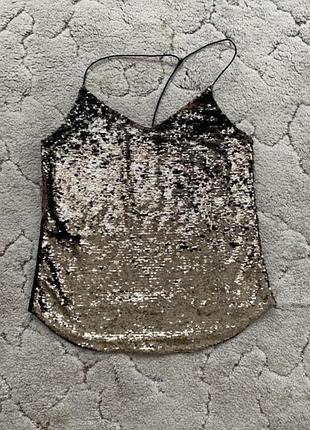 Майка в паєтках