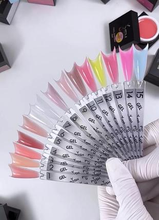 Гель для нарощування нігтів