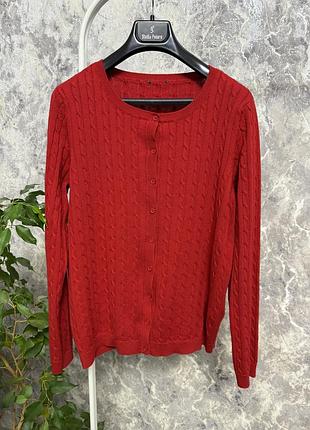 Кардиган на ґудзиках червоний кардиган косичка