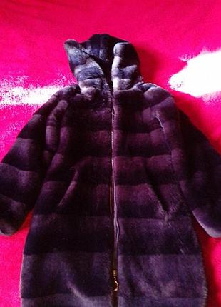 Еко шубка 44 размер.