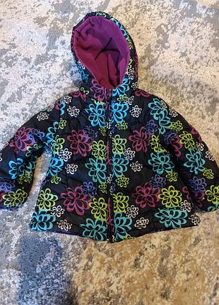 Детская куртка на девочку, яркая с цветочками.
