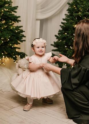 Праздничное платье на 1 год