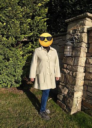 Женское трикотажное пальто