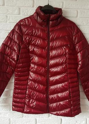 Пуховик цвет марсала c&amp;a.