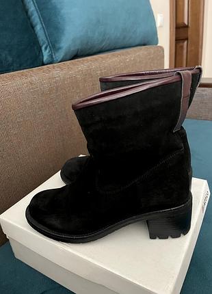 Зимові черевики натуральний замш на цегейці