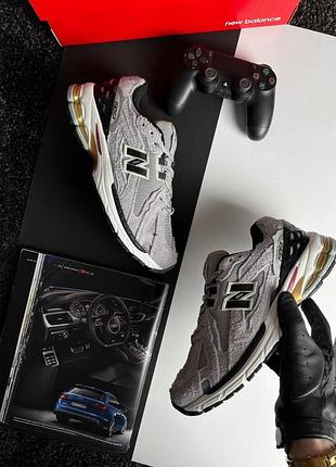 New balance 1906d grey black gold