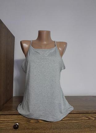 Майка гарна