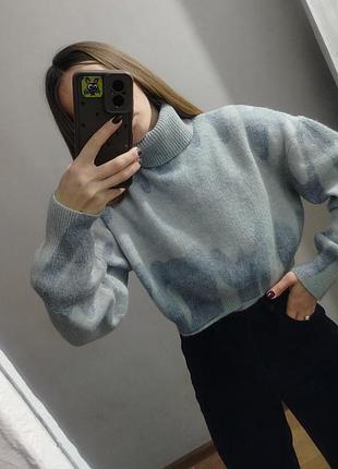 Теплый свитер женский классический базовый трендовый.