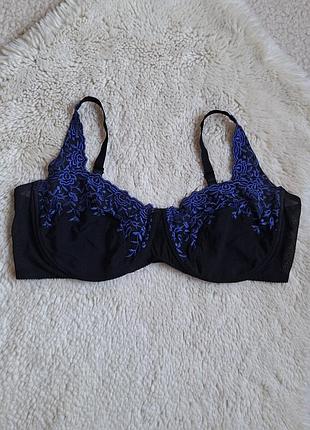 Бюстгальтер на косточках с мягкой чашкой