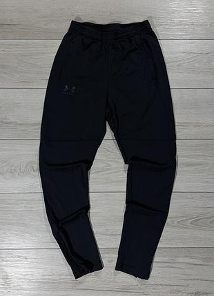 Спортивні штани андер армор under armour fitted чорні, m, оригінал