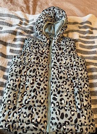 Жилетка 140р