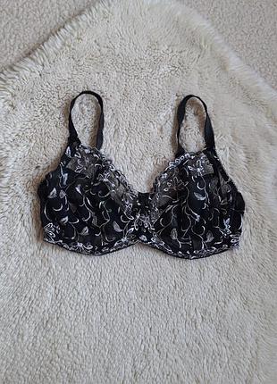 Бюстгальтер