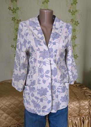 Піджак з кишенями та мереживом