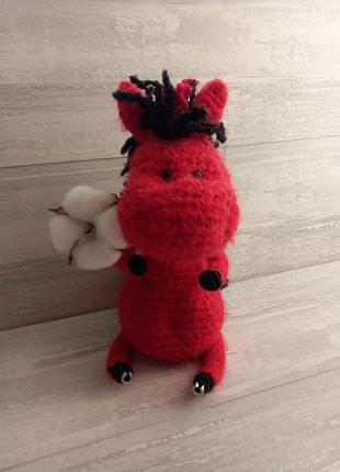 Игрушка жеребенка