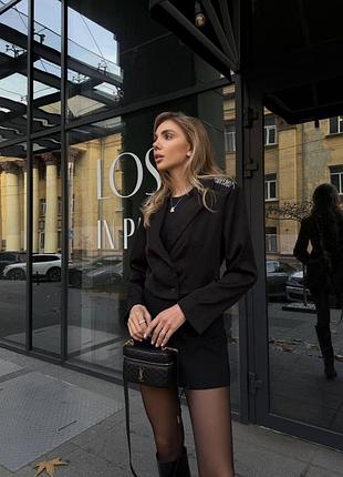 Жіночий повсякденний класичний діловий піджак тканина костюмка і підкладка та бахрома каміння