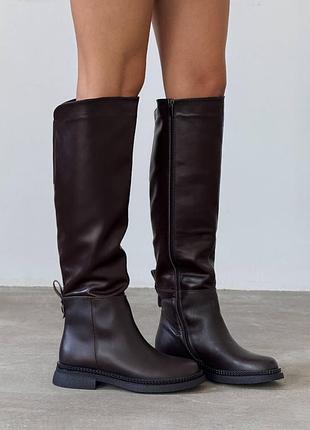 Коричневые женские сапоги из натуральной кожи на зиму