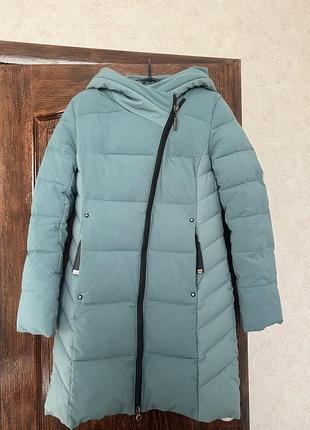 Зимняя куртка-пуховик, очень теплая