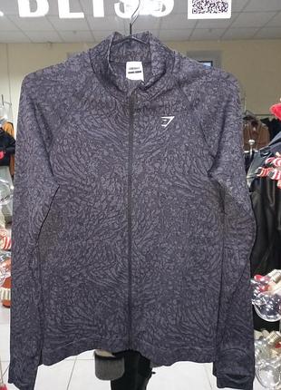 Спортивна кофтинка