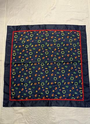 Скатерть праздничная рождественская 84*84см