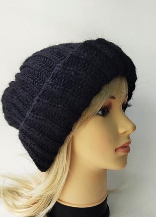 Шапка-бини с отворотом из черного мохера