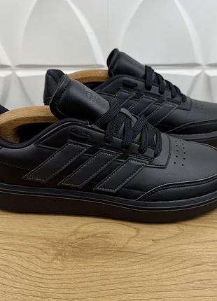 Нові оригінальні кросівки adidas