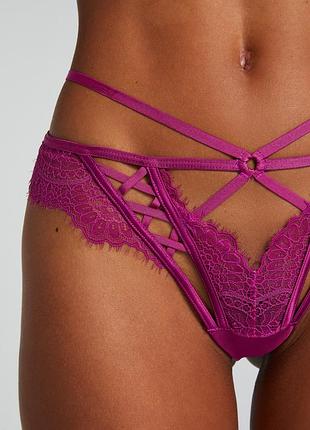 Трусики кружевные стринги hunkemöller monet string clover m