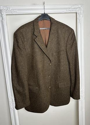 Коричневий піджак з чоловічого плеча оверсайз