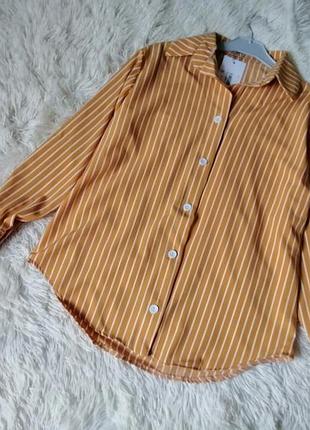 Легка сорочка в смужку