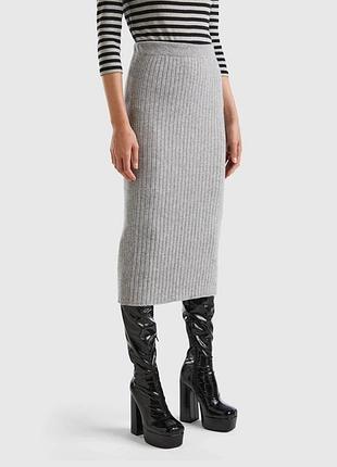 Юбка миди в рубчик с вискозой.