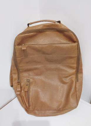 Рюкзак - сумка для ноутбука коричневого цвета