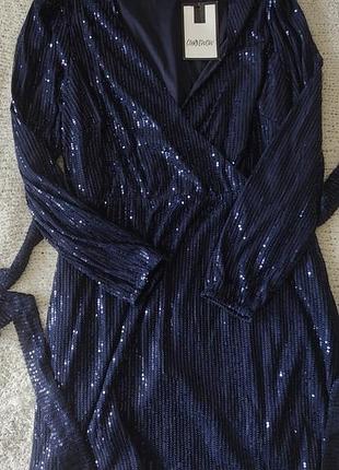 Платье с пайетками