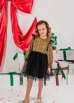 Платье праздничное на девочку
