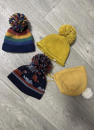 Шапки на малюка від next