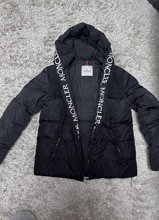 Куртка жіноча monclear