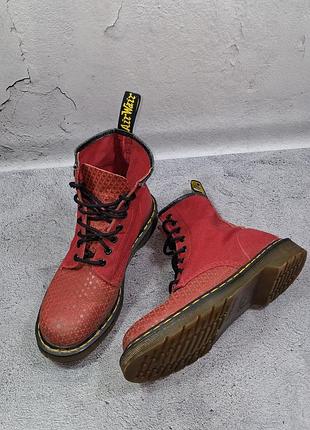 Ботинки dr. martens 1460 высокие хайтопы кроссовки кожаные красного цвета