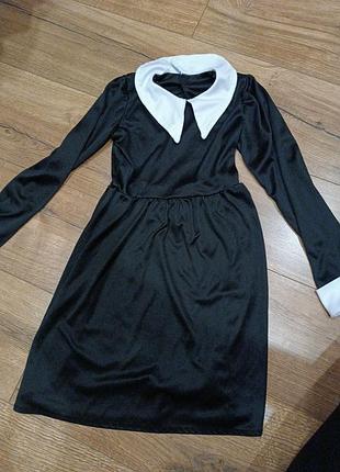 Платье черное с белым wednesday венздей