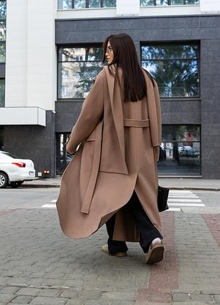 Пальто женское длинное демисезонное элегантное дизайнерское, с шарфом, кэмел