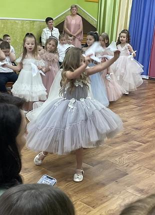 Пишна випускна сукня 6