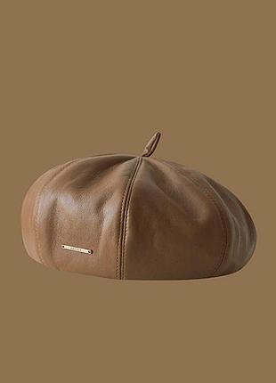 Берет з еко шкіри