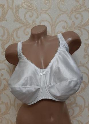 Бюстгальтер с мягкой чашкой на пышную грудь  fantasie 90j