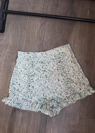 Женские шорты