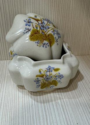 Фігурна скринька доя прикрас, шкатулка