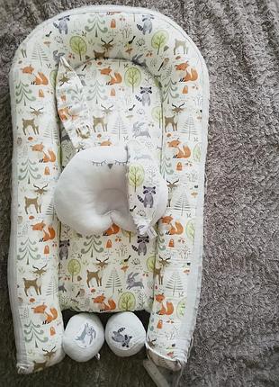 Продам кокон для новорожденных в хорошем состоянии.