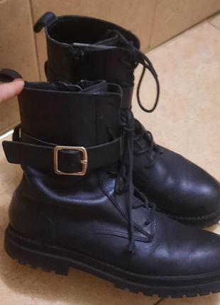 Кожаные ботинки zara