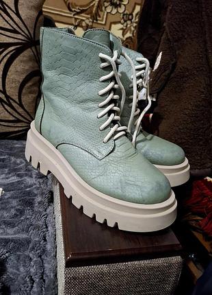 Зимові черевики теплі